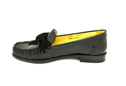 HB 338 Bow Feature Loafer<Women Narrow