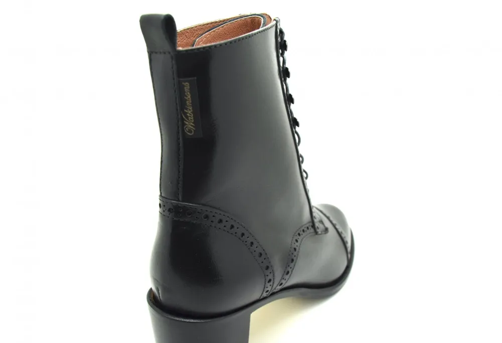 * Helmsley<Women Boots