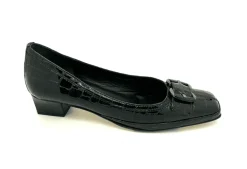 Amalfi by Rangoni Mora Narrow Fitting Pump<Women Narrow