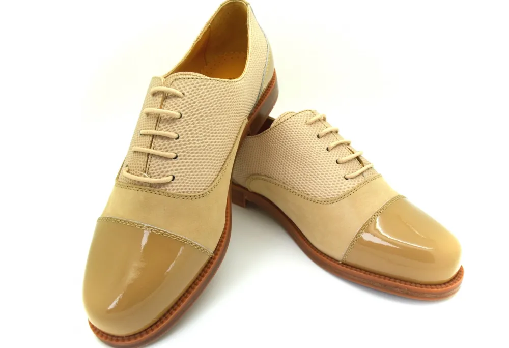 * Runswick<Women Formal